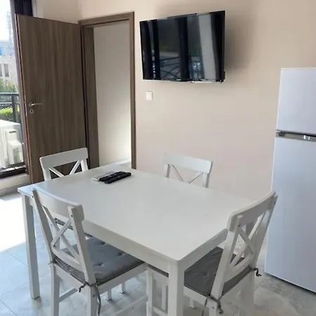 Famoso Apartament
