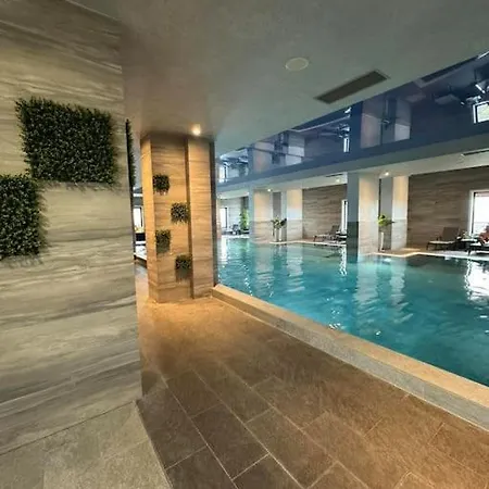 Apartament Famoso